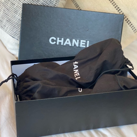 Authentic Chanel Heels - Picture 6 of 6